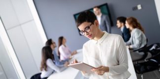 Das V-Modell® in der Teamzusammenarbeit Das V-Modell® in der Teamzusammenarbeit