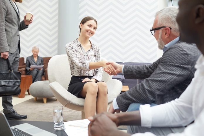 Unternehmen brauchen Leistung und glückliche (Vertriebs-) Mitarbeiter Unternehmen brauchen Leistung und glückliche (Vertriebs-) Mitarbeiter