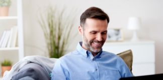 Datenschutzrechtlich sicher im Homeoffice arbeiten Datenschutzrechtlich sicher im Homeoffice arbeiten