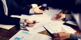 Turnaround: Unternehmen wieder in die Erfolgsspur führen Turnaround: Unternehmen wieder in die Erfolgsspur führen