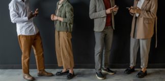 Mit nonverbaler Kommunikation größere Erfolge im Vertrieb erzielen