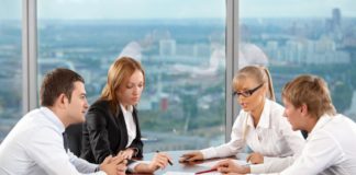 Das Vertrauen des Mitarbeiters aufbauen Das Vertrauen des Mitarbeiters aufbauen