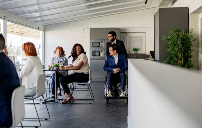 Wie man die Barrierefreiheit am Arbeitsplatz verbessert