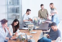 Im Team neue Problemlösungen entwickeln und umsetzen Im Team neue Problemlösungen entwickeln und umsetzen