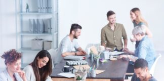 Im Team neue Problemlösungen entwickeln und umsetzen Im Team neue Problemlösungen entwickeln und umsetzen