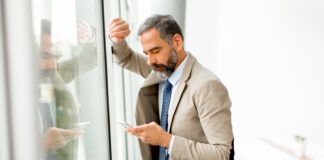 Die Kunst der gelungenen Unternehmens-Übergabe Die Kunst der gelungenen Unternehmens-Übergabe