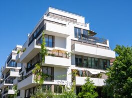 5 Vorteile eines Balkonsolarkraftwerks in der Stadt besitzen 5 Vorteile eines Balkonsolarkraftwerks in der Stadt besitzen