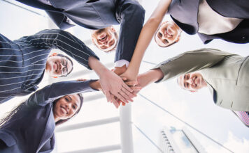 Zukunftsoptimismus: Der Anfang von allem Zukunftsoptimismus Der Anfang von allem